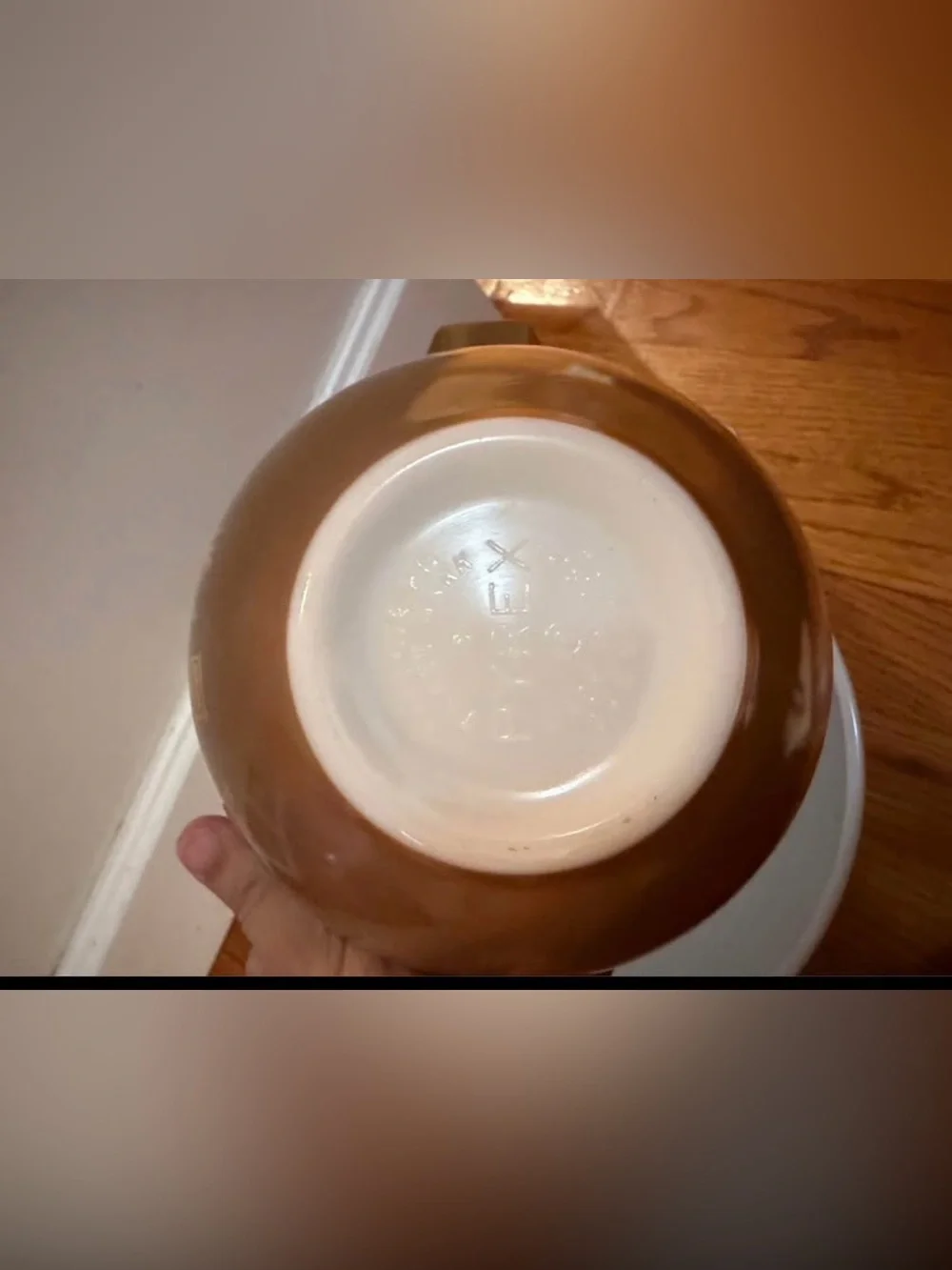 Vintage Pyrex Early American #444 Cinderella brown gold mixing bowls - set of 2